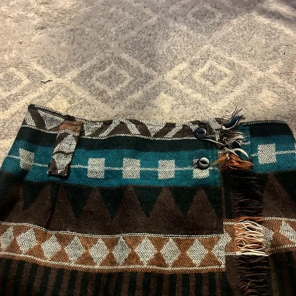 Rug like boho skirt - Picture 2 of 4